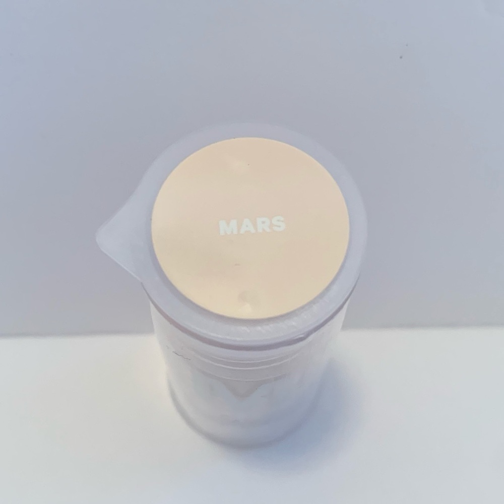 Milk Makeup Holographic Stick Mars Golden Peach - Picture 3 of 12